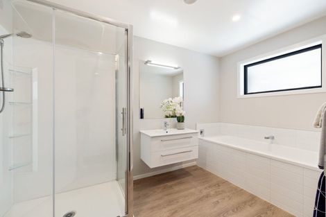 Photo of property in 15 Johnson Avenue, Amberley, 7410