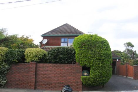 Photo of property in 16a Hautana Square, Woburn, Lower Hutt, 5010