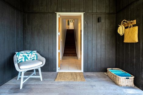 Photo of property in 39b Miro Road, Palm Beach, Waiheke Island, 1081