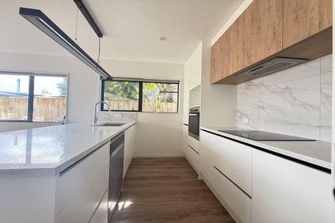 Photo of property in 30c Durham Street, Te Atatu Peninsula, Auckland, 0610