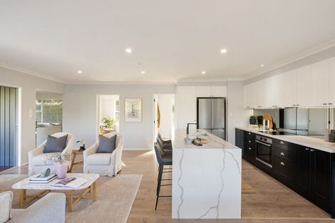 Photo of property in 82 Williams Street, Cambridge, 3434