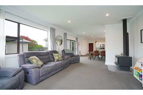 Photo of property in 12 Moa Street, Waikiwi, Invercargill, 9810