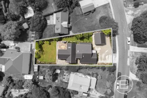 Photo of property in 6 Heuchan Lane, Wanaka, 9305