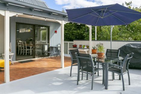 Photo of property in 744 Acacia Bay Road, Acacia Bay, Taupo, 3330