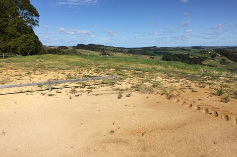 Photo of property in 283 Cames Road, Kaiwaka, 0975