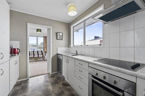 Photo of property in 31 Eversham Road, Mount Maunganui, 3116
