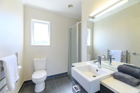 Photo of property in 11 Pitoitoi Drive, Riverhead, 0820