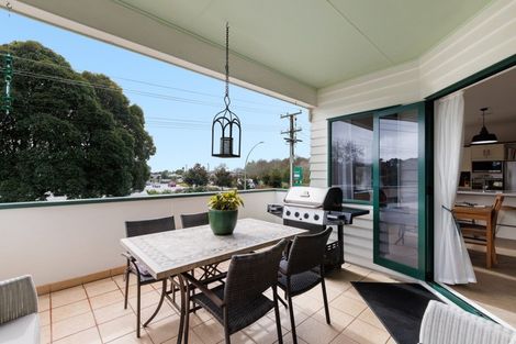 Photo of property in 32 Vale Street, Otumoetai, Tauranga, 3110