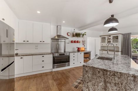 Photo of property in 35 Mcleod Road, Henderson, Auckland, 0612