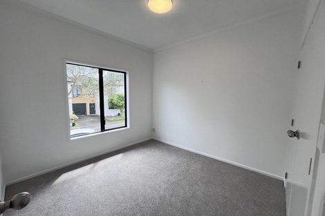 Photo of property in 4 Barnea Circle, Glen Eden, Auckland, 0602