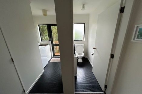 Photo of property in 4 Tobago Crescent, Grenada North, Wellington, 5028