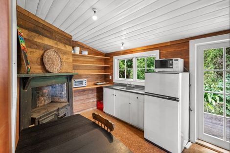 Photo of property in 342 Le Bons Bay Road, Le Bons Bay, Akaroa, 7583