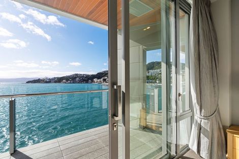 Photo of property in Clyde Quay Wharf, 3b/1 Clyde Quay Wharf, Te Aro, Wellington, 6011