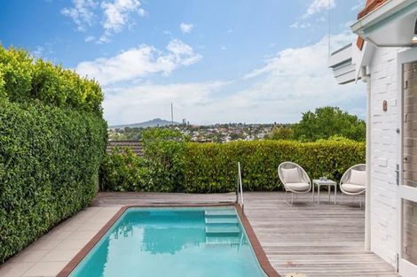 Photo of property in 19c Westbourne Road, Remuera, Auckland, 1050