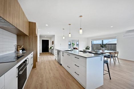 Photo of property in 38 Taurangawaka Road, One Tree Point, 0118