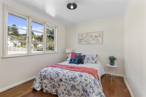 Photo of property in 14 Hanson Grove, Stokes Valley, Lower Hutt, 5019