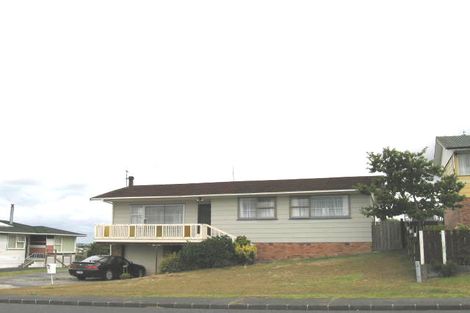Photo of property in 1/60 Juniper Road, Sunnynook, Auckland, 0620