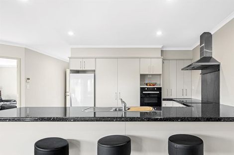 Photo of property in 41 Chic Gardens, Parakai, 0830