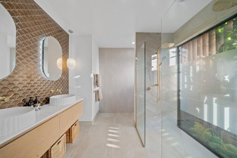 Photo of property in 5 Winstone House Road, Paerata, 2124