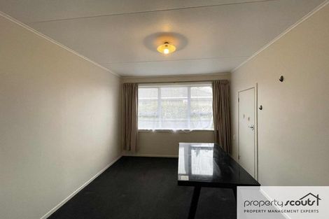 Photo of property in 12 Karaka Street, Merrilands, New Plymouth, 4312