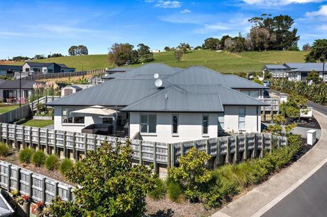 Photo of property in 35 Fairwater Road, Warkworth, 0910