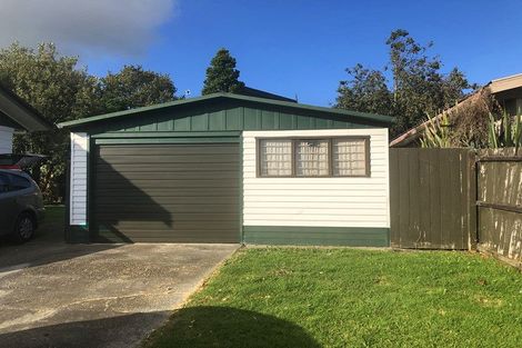 Photo of property in 2 Fairdale Avenue, Red Hill, Papakura, 2110