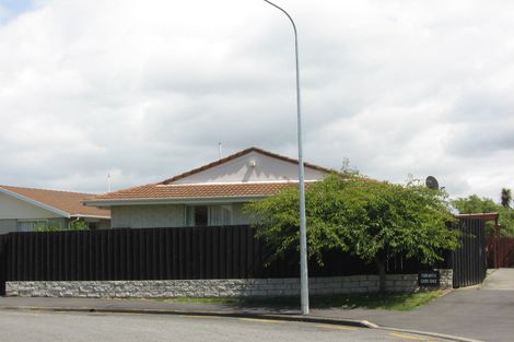 Photo of property in 2/8 Bonar Place, Woolston, Christchurch, 8062