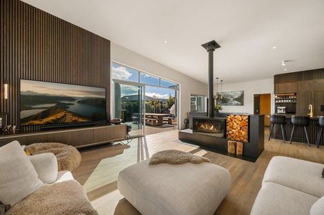 Photo of property in 120 Rob Roy Lane, Wanaka, 9305