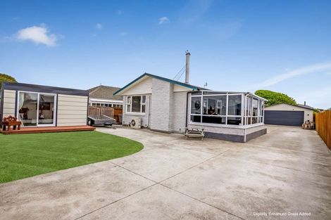 Photo of property in 150 Pacific Road, North New Brighton, Christchurch, 8083