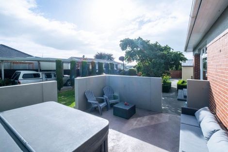 Photo of property in 98a Avenue Road, West End, Timaru, 7910