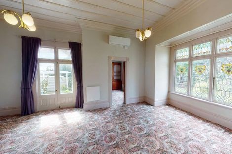 Photo of property in 140 Russell Street, Palmerston North, 4414