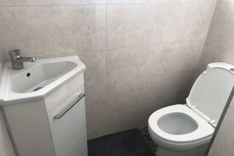 Photo of property in 71 Chartwell Avenue, Glenfield, Auckland, 0629