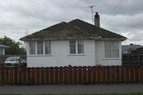 Photo of property in 16 Grant Crescent, Masterton, 5810