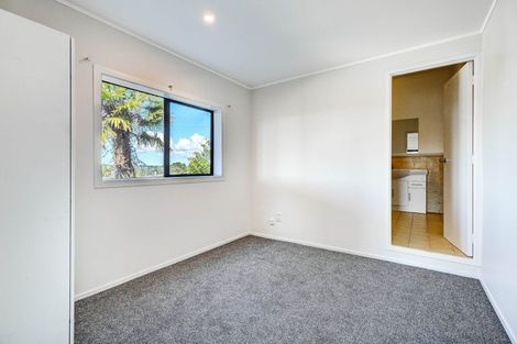 Photo of property in 29 Noeleen Street, Glenfield, Auckland, 0629