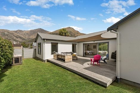 Photo of property in 15 Mavora Road, Lake Hayes, Queenstown, 9304