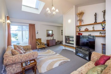 Photo of property in 52 Manakau Heights Drive, Manakau, Otaki, 5583