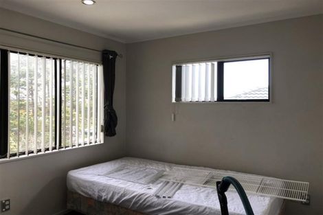 Photo of property in 17 Crail Court, Totara Heights, Auckland, 2105