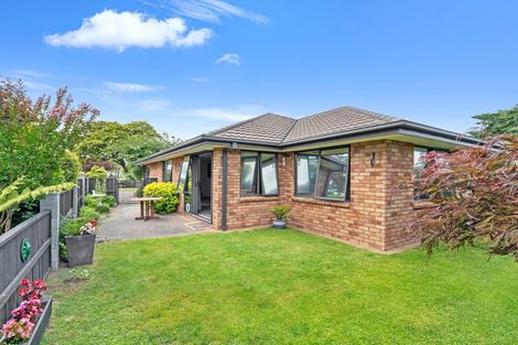 Photo of property in 6 Stonebridge Park Drive, Holdens Bay, Rotorua, 3010