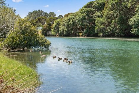 Photo of property in 11 Waitaha Place, Ruakaka, 0116