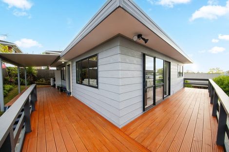 Photo of property in 2/7 Duke Street, Papakura, 2110