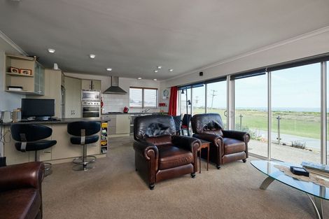 Photo of property in 69 South Bay Parade, South Bay, Kaikoura, 7300