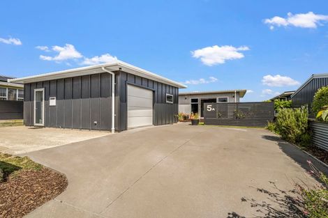 Photo of property in 5a Toi Street, Tawhero, Wanganui, 4501