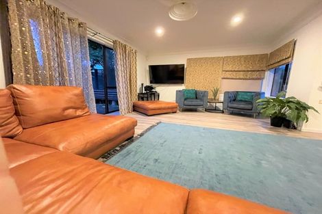 Photo of property in 54 Spence Road, Henderson, Auckland, 0612