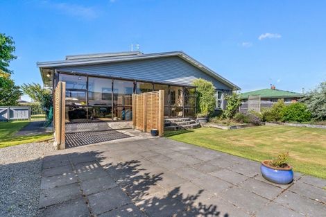 Photo of property in 8 Home Street, Winton, 9720