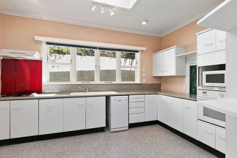 Photo of property in 15 Grafton Road, Roseneath, Wellington, 6011