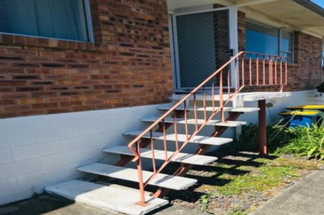 Photo of property in 2/27 Akehurst Avenue, New Lynn, Auckland, 0600