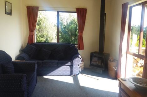 Photo of property in 121 Southdown Drive, Martinborough, 5781