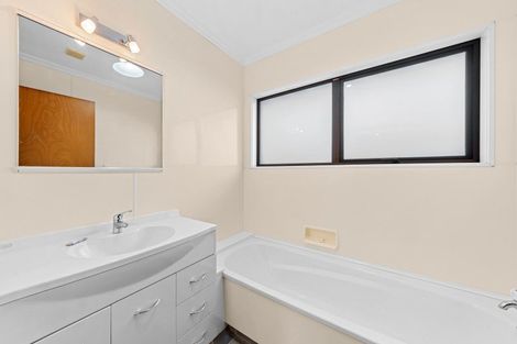 Photo of property in 13 Te Whena Place, Waitara, 4320