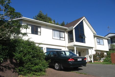 Photo of property in 65 Woodman Drive, Tawa, Wellington, 5028