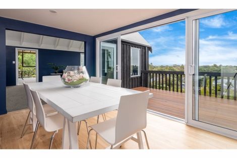 Photo of property in 363 Centaurus Road, Hillsborough, Christchurch, 8022